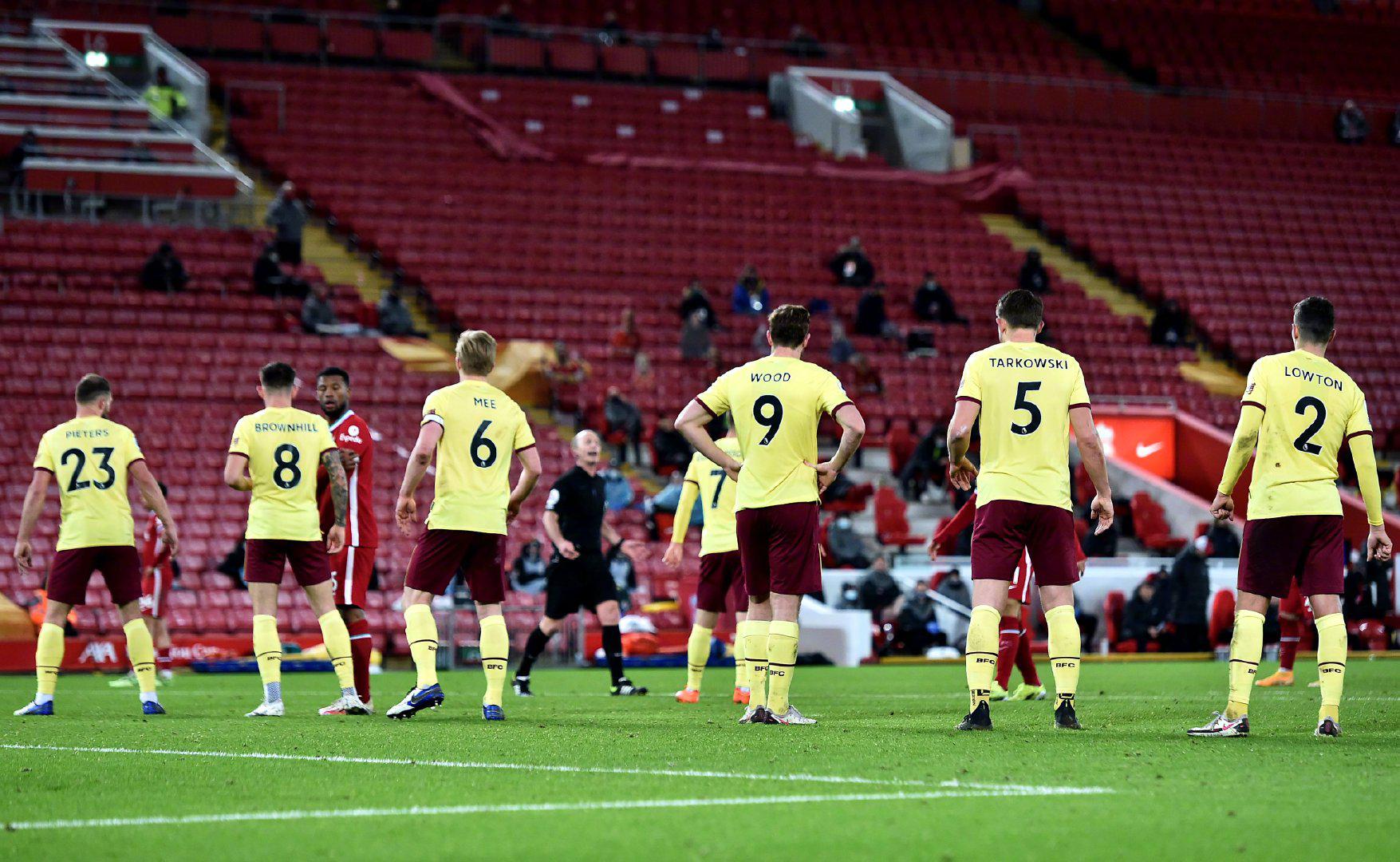 采取动作 采取动作